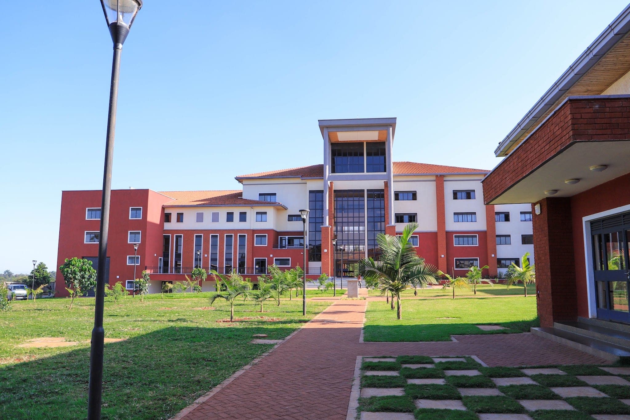 Woodcreek School campus